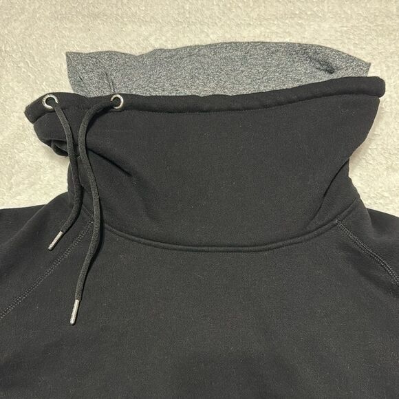 Calvin Klein Performance Funnel Neck Sweatshirt Black & Grey Size Large Like New - Picture 7 of 13